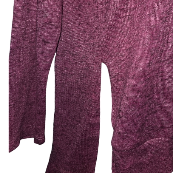 NWT Eye Candy Split Hem High Low Long Sleeve Top - Picture 3 of 4